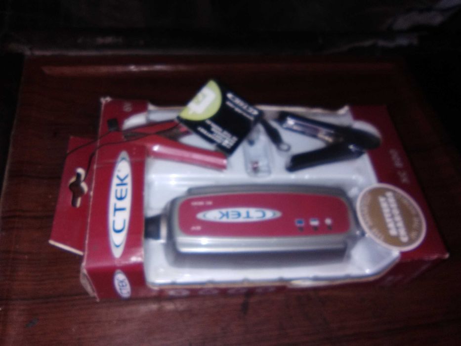 Carregador de manutenção 6V