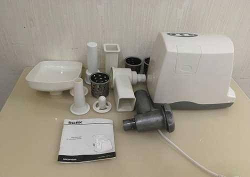 Електром'ясорубка BORK MG PNP 1010 WT