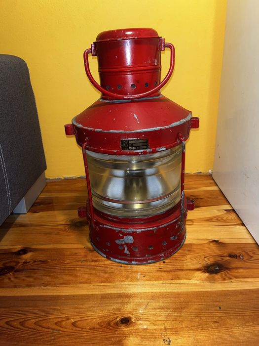 Lampa okrętowa kotwiczna