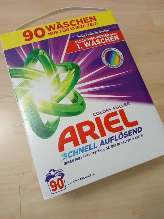 Niemiecki proszek do prania Ariel 90 pran 4950g