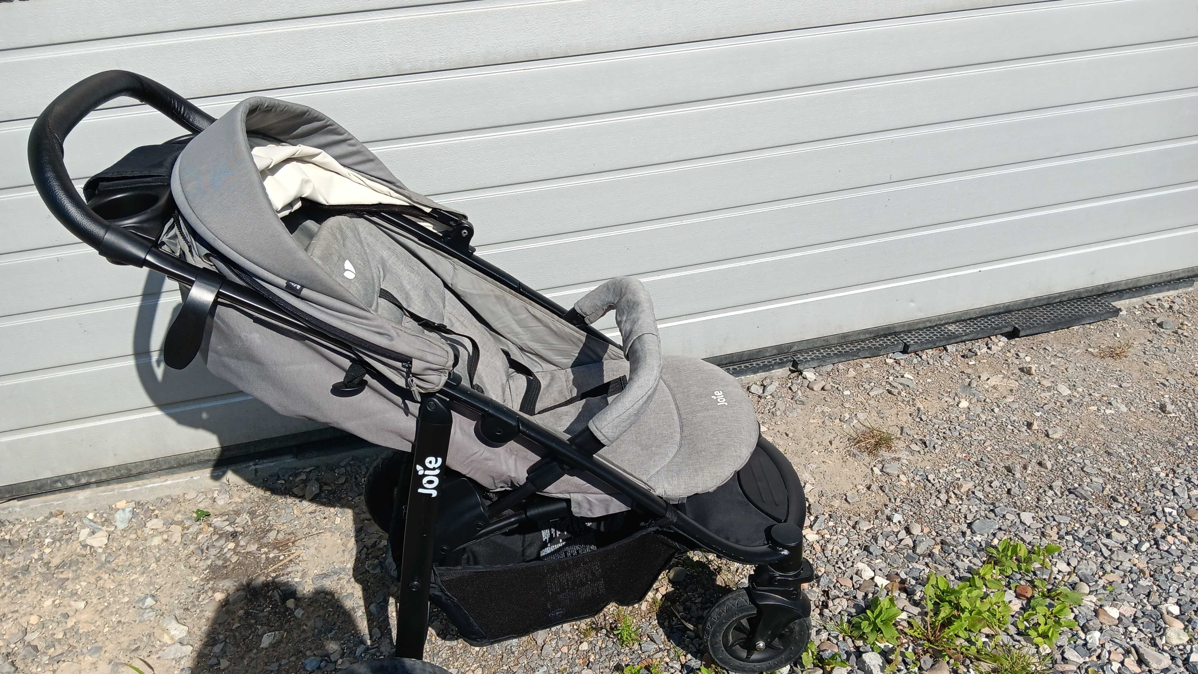 Wózek spacerowy Joie