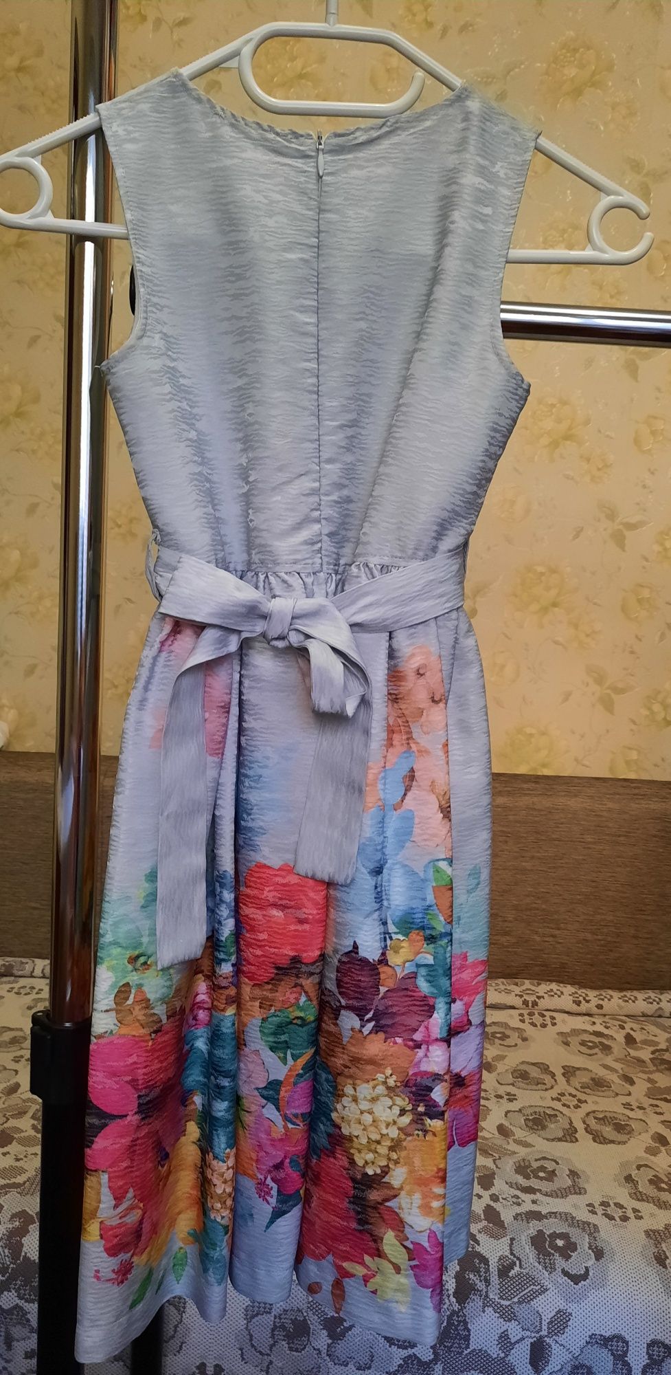 Сарафан-сукня, розмір 128