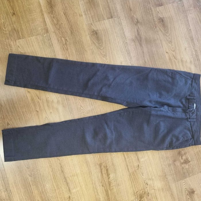 Sprzedam spodnie Reserved