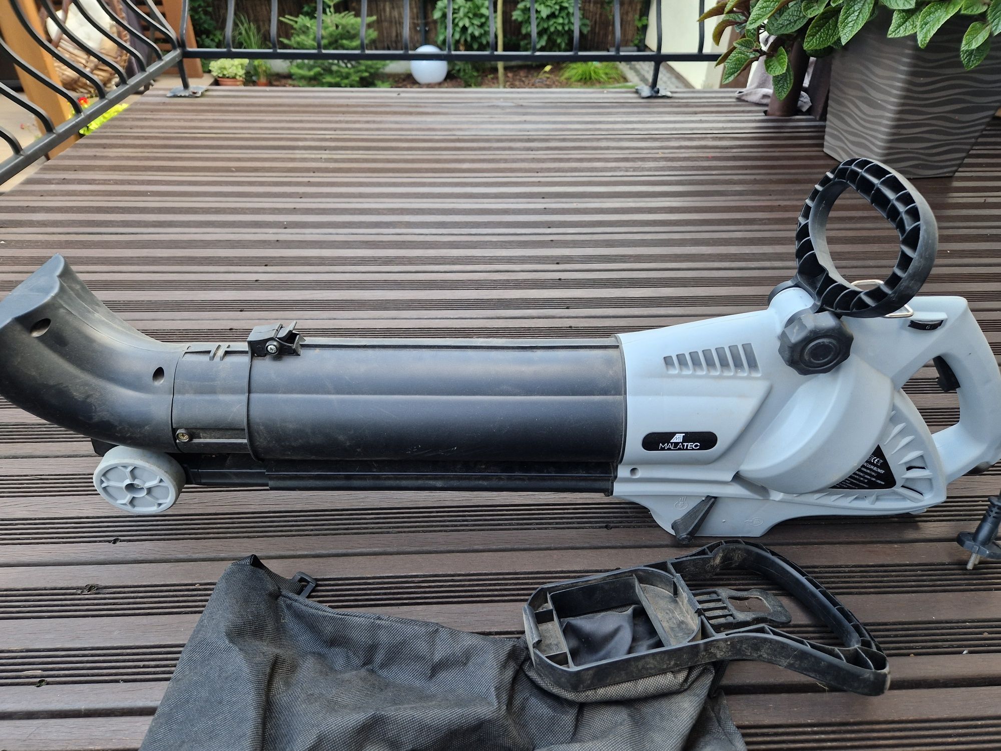 Do liści odkurzacz  Malatec vacuum przeodowy