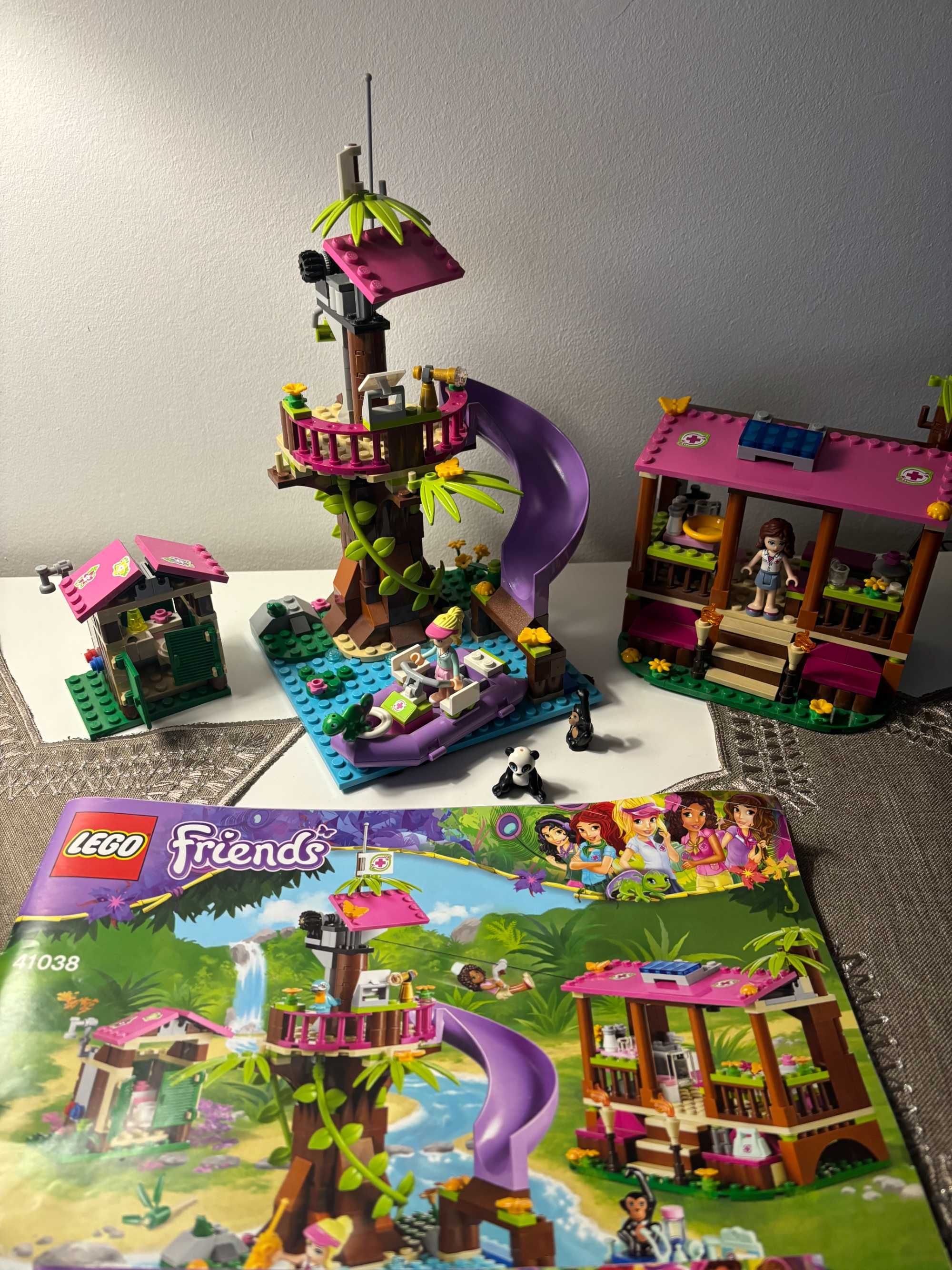 Klocki LEGO Friends Baza ratownicza 41038 pudełko