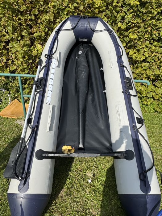 Sprzedam lub zamienie na mniejszy ponton