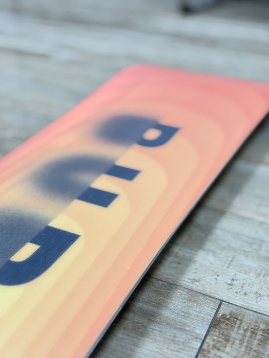 Burton Custom Camber 162 cm – model 2024 – stan idealny