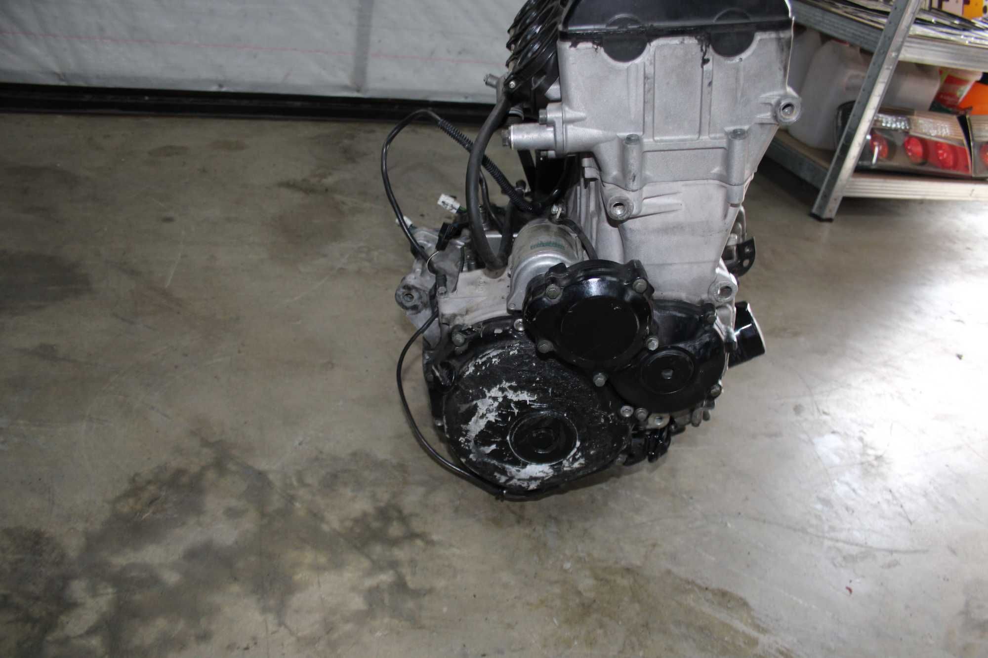 Silnik Skrzynia Biegów KPL. Suzuki GSXR 1000 K5 K6 05-06 * 34.702km *