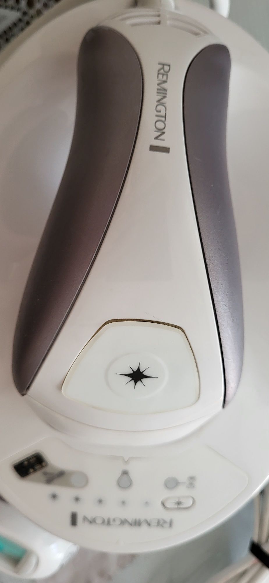 Depilator laserowy remington