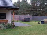 Całoroczny domek na Kaszubach - (gorąca  balia, jacuzzi, sauna).