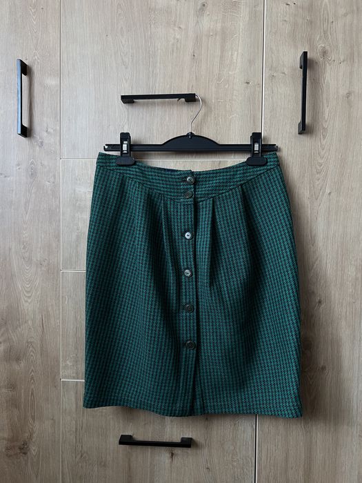 Спідниця шита (красива зелена тканина з додаванням шерсті)