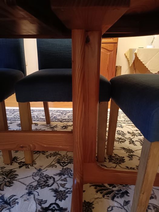 Mesa de jantar em pinho