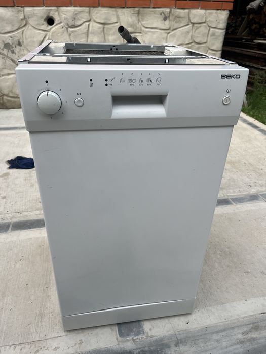 Посудомийна машина