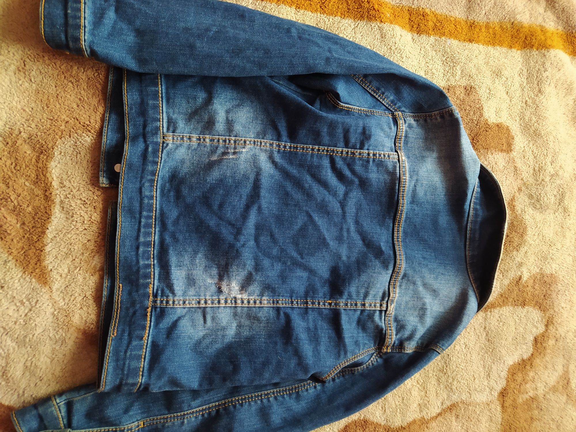 Куртка джинсовая