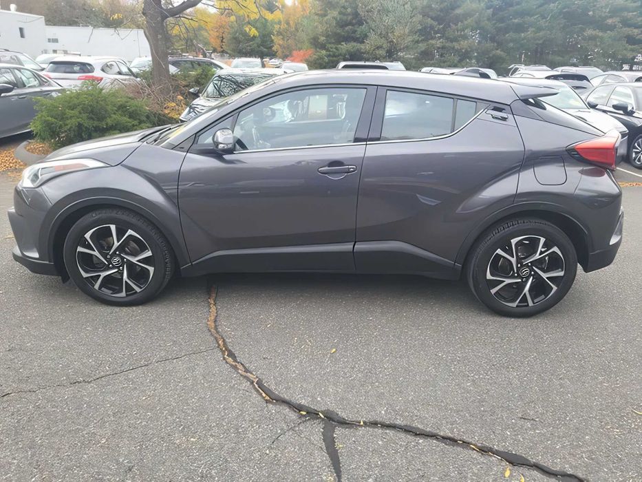 Toyota C-HR      2019