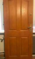 Drzwi wejściowe z wizjerem 203 x 84 cm