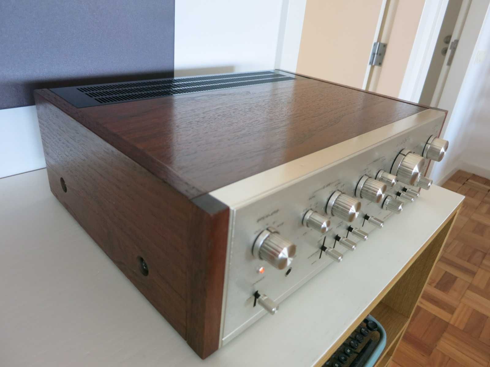 Amplificador Pioneer SA-8100