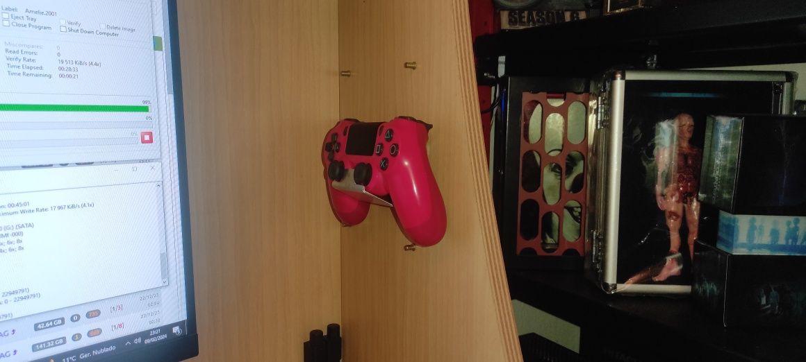 Ps4 controller stand