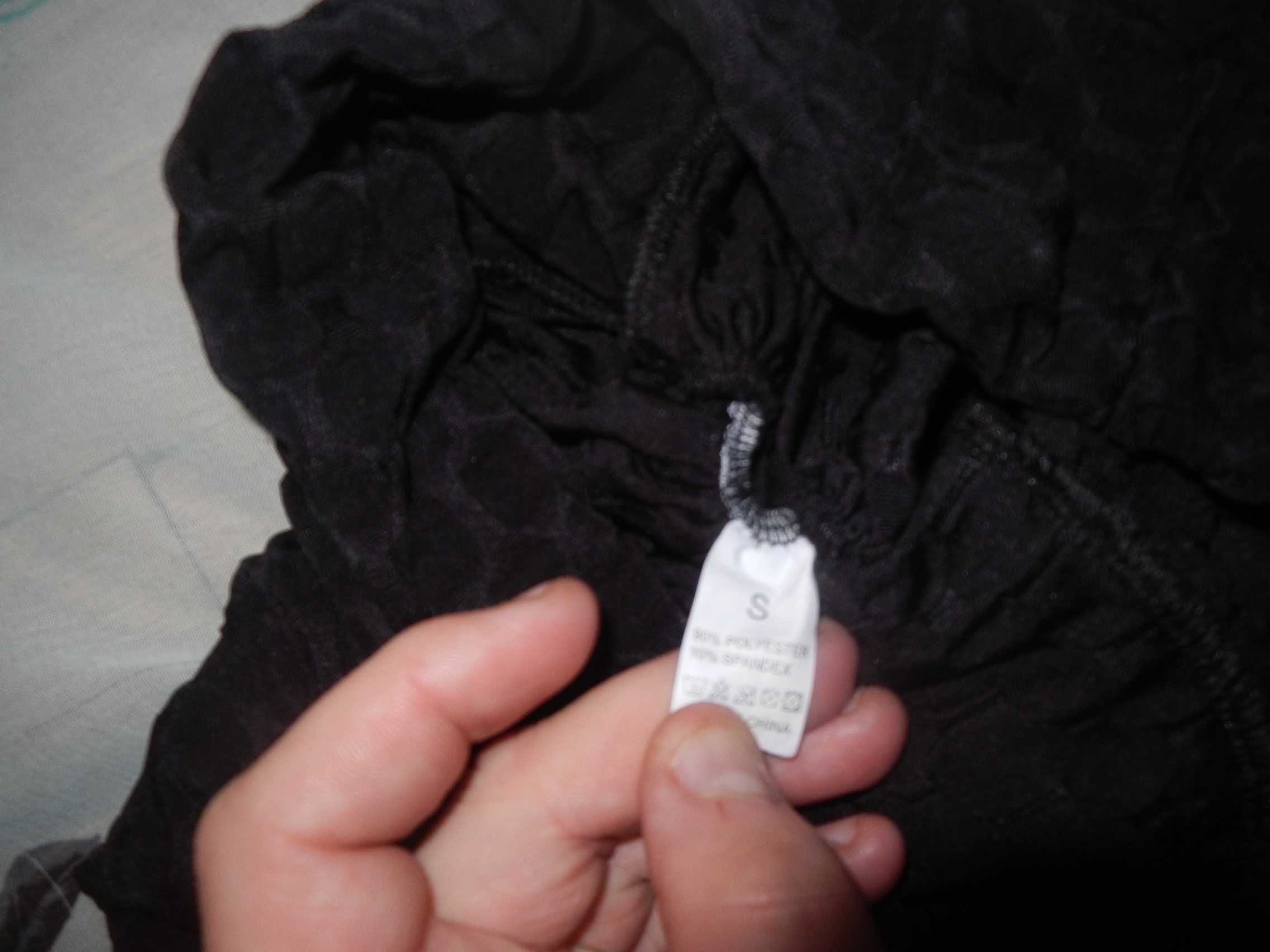 Wyprzedaż->legginsy push-up r. S Srnede czarne ostatnie