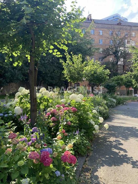 Без комісії продаж 1к Кловський узвіз, 20 Печерськ метро Кловська