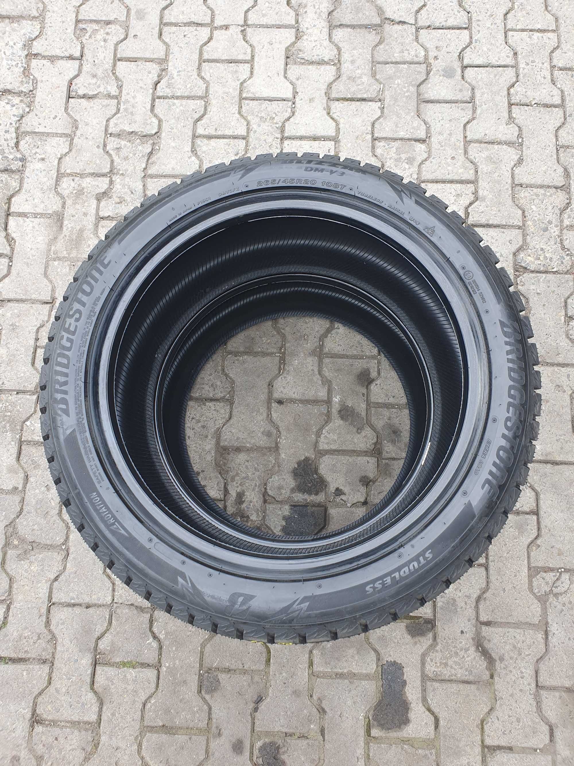 Opony Bridgestone Blizzak DM-V3 265/45/20 108T - 2szt. JAK NOWE 2022r