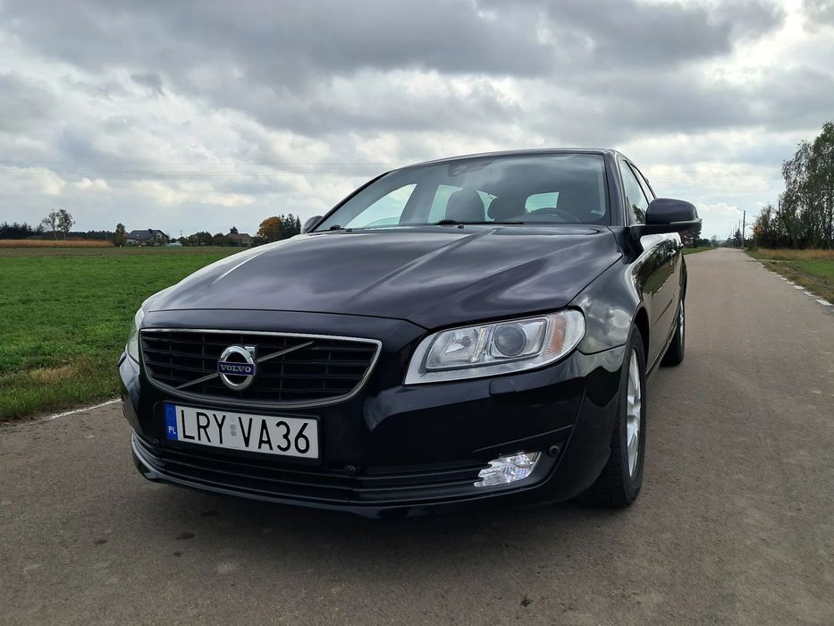 Volvo V70 Bogata opcja, DVD w zagłówkach, Xenon...