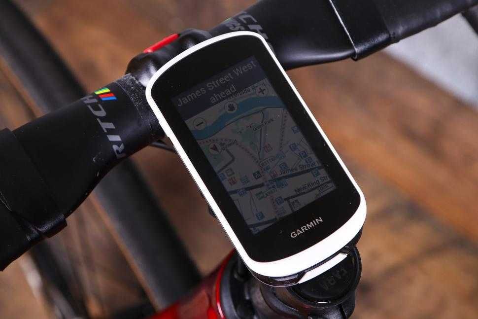 Велокомпьютер Garmin Edge Explore 2