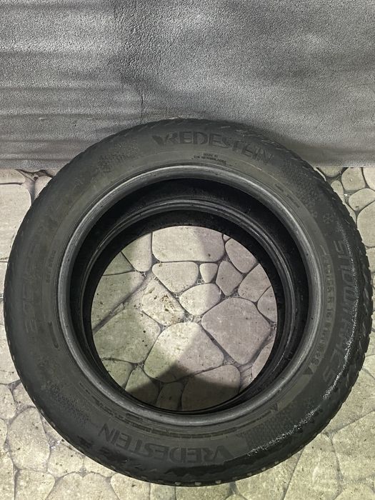Зимова резина Vredestein 205/55 R16