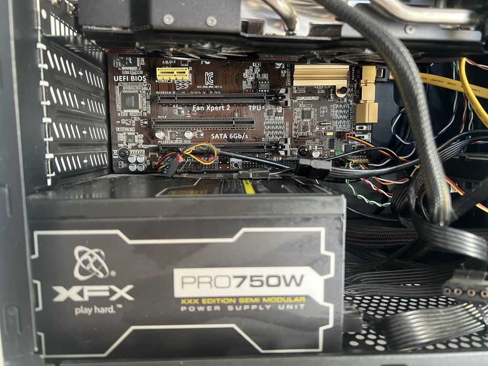 Sprzedam  PC +monitor