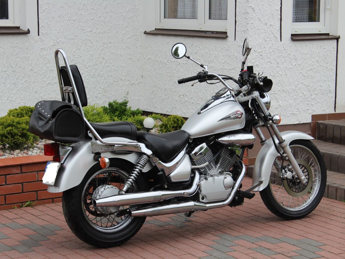 Suzuki Intruder VL 125 * Super stan*