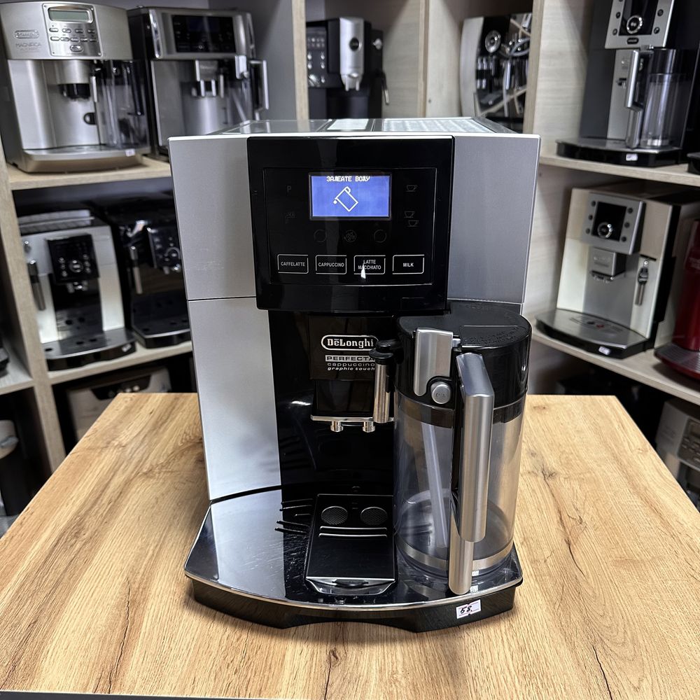 Кавомашина Delonghi Perfecta Cappuccino Graphic Touch ESAM 5600