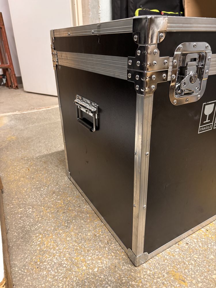 Case dj na glowy sprzet kable wym. Wewn56x46 h46,5
