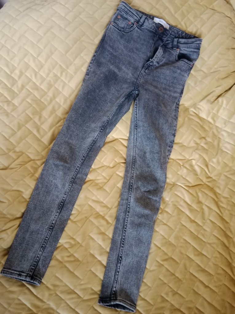 Spodnie dżinsowe szare Reserved skinny jeans rozmiar 36