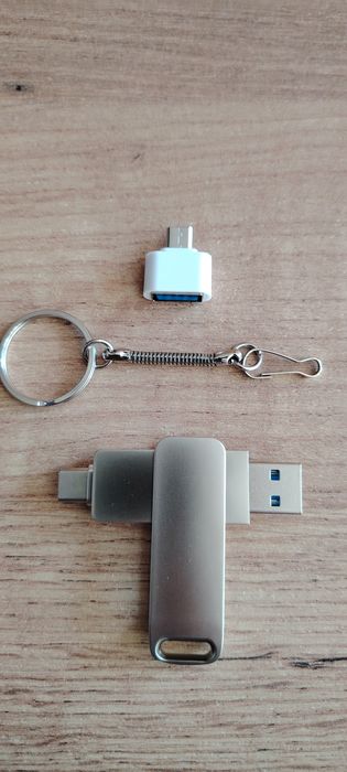 Pendrive pamięć USB o pojemności 16TB