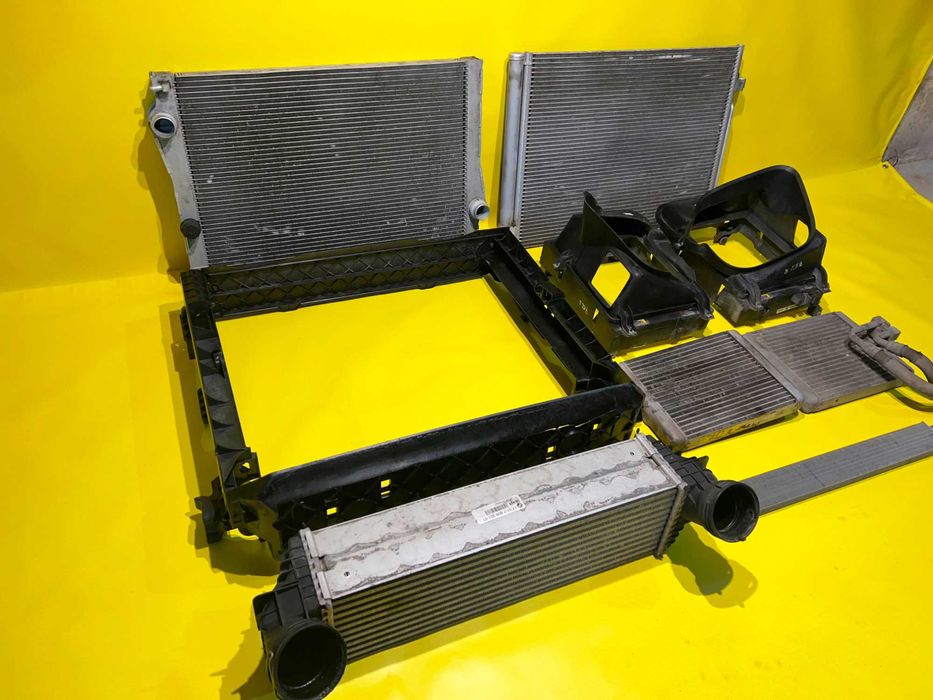 Радиатор BMW X5 E70 основной кондиционера БМВ Х5 Е70 интеркуллера АКПП