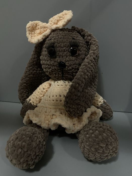 Вʼязана іграшка Зайчик