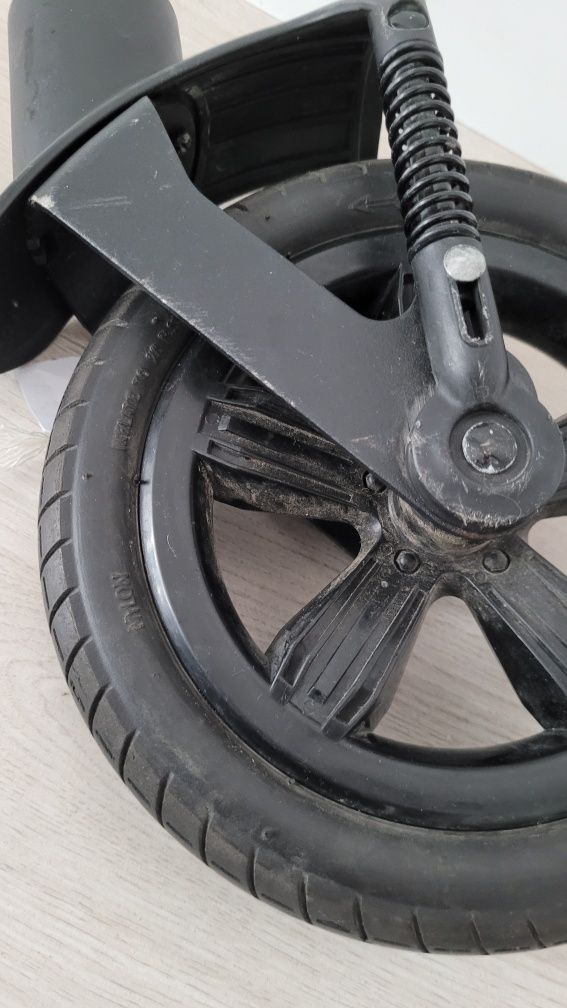 Koło  Lionelo annet tour przednie lewe left front wheel części  parts