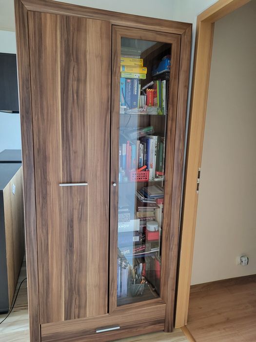 Witryna Black Red White