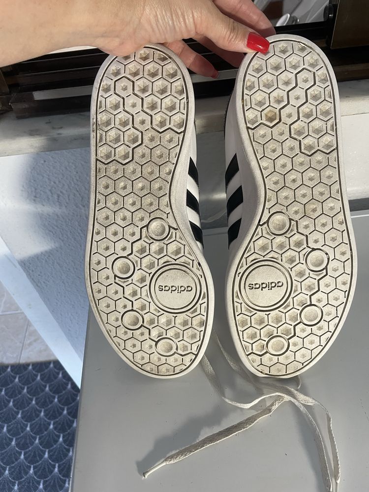 Tênis Adidas Btanco