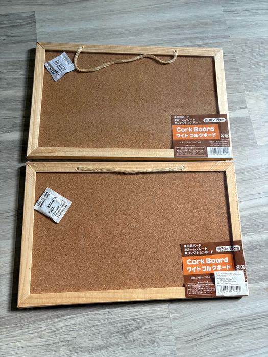 Zestaw dwóch tablic korkowych