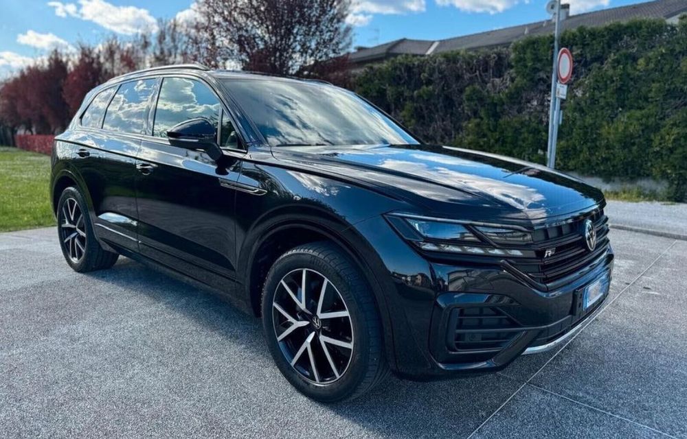 Розборка Туарег CR четверть лонжерон кузов четвертина Touareg CR шрот