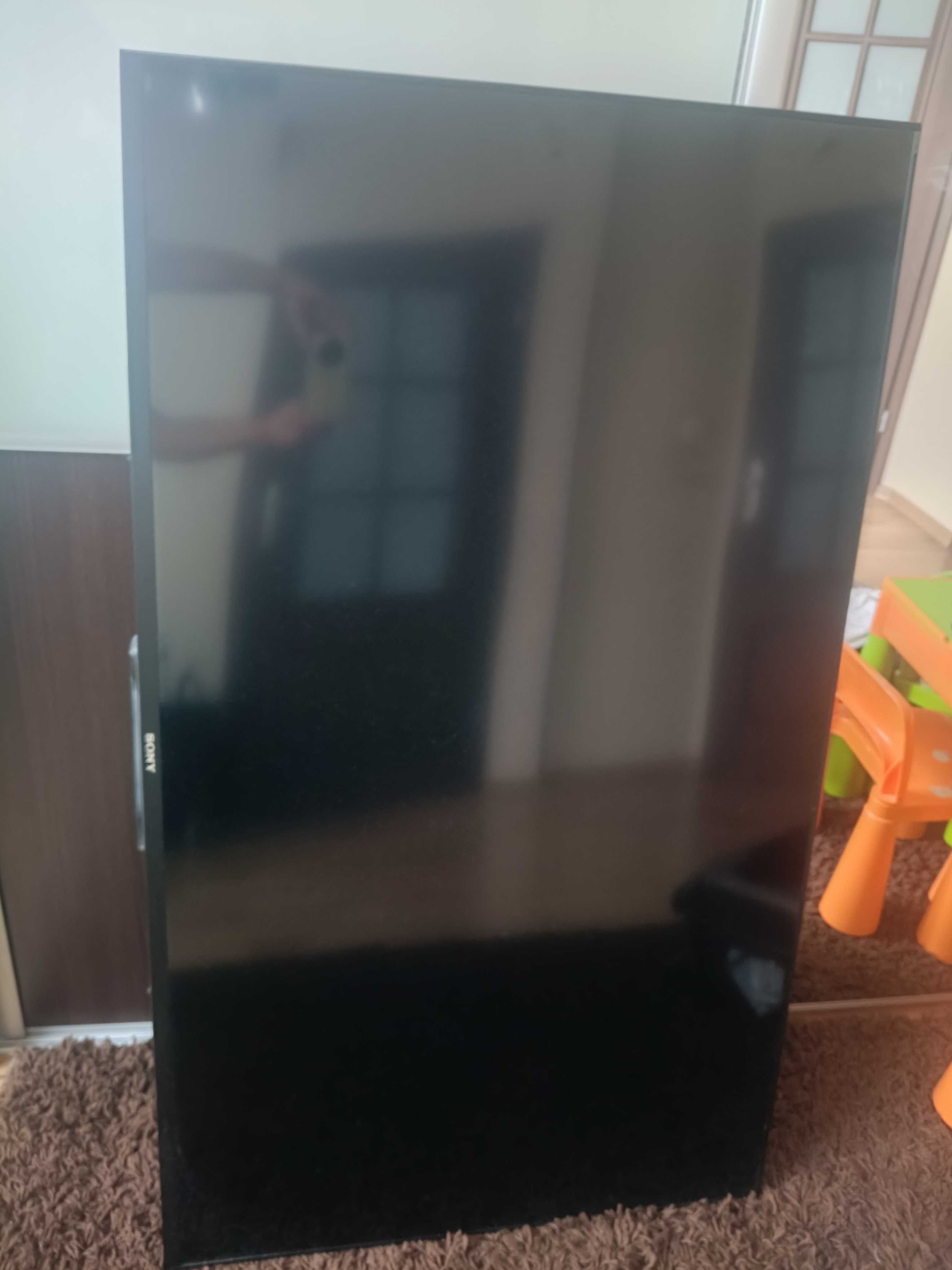 Telewizor Sony Brava 55 cali uszkodzony