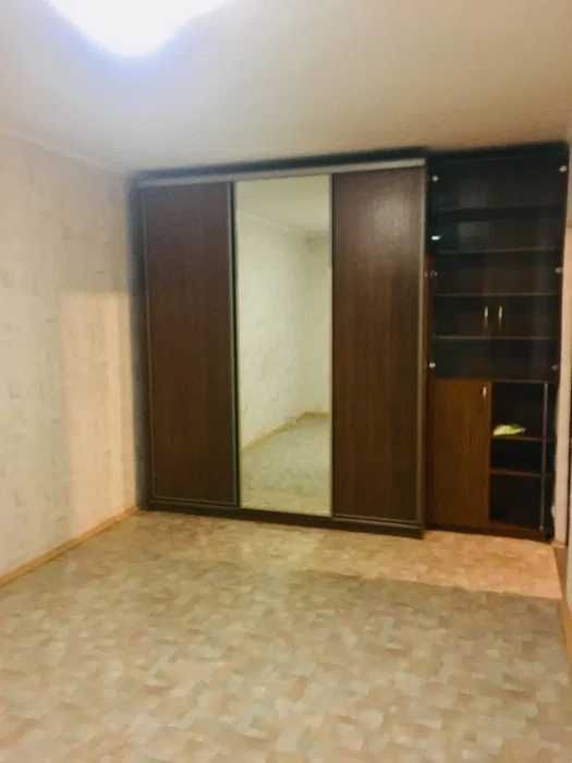Продается 2-к квартира у метро, с ремонтом, мебелью и техникой (87546)