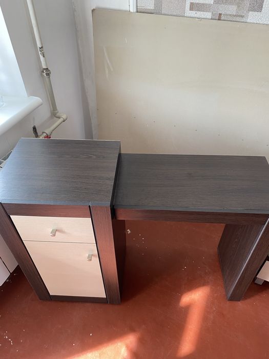 Столик туалетний без дзеркала