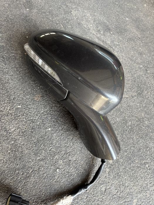 Fird mondeo mk5 lift prawe lusterko kolor nd 13 pin