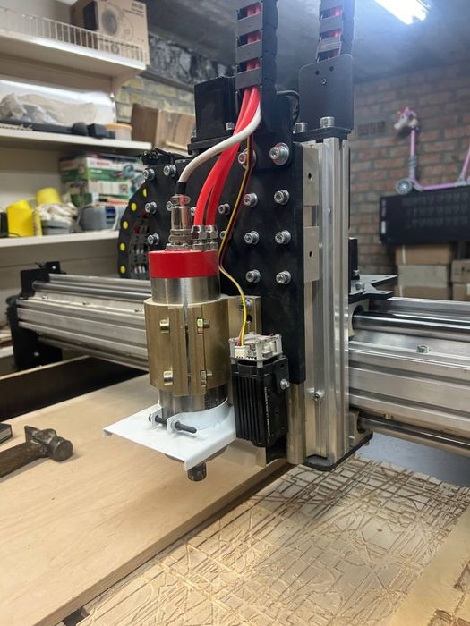 ЧПУ верстат з лазером та програмним забезпеченням