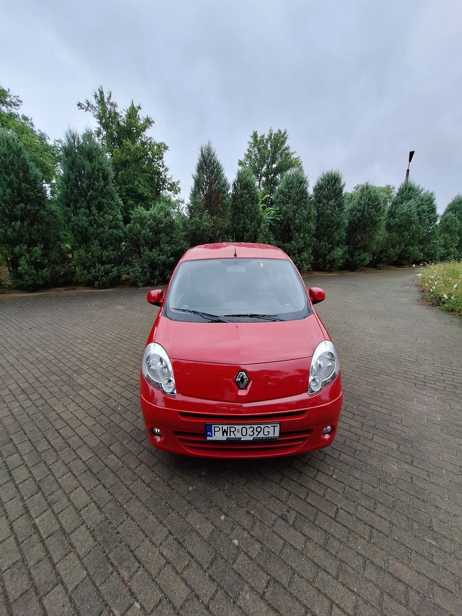 Renault kangoo 2013 1.6  benzyna zarejestrowany
