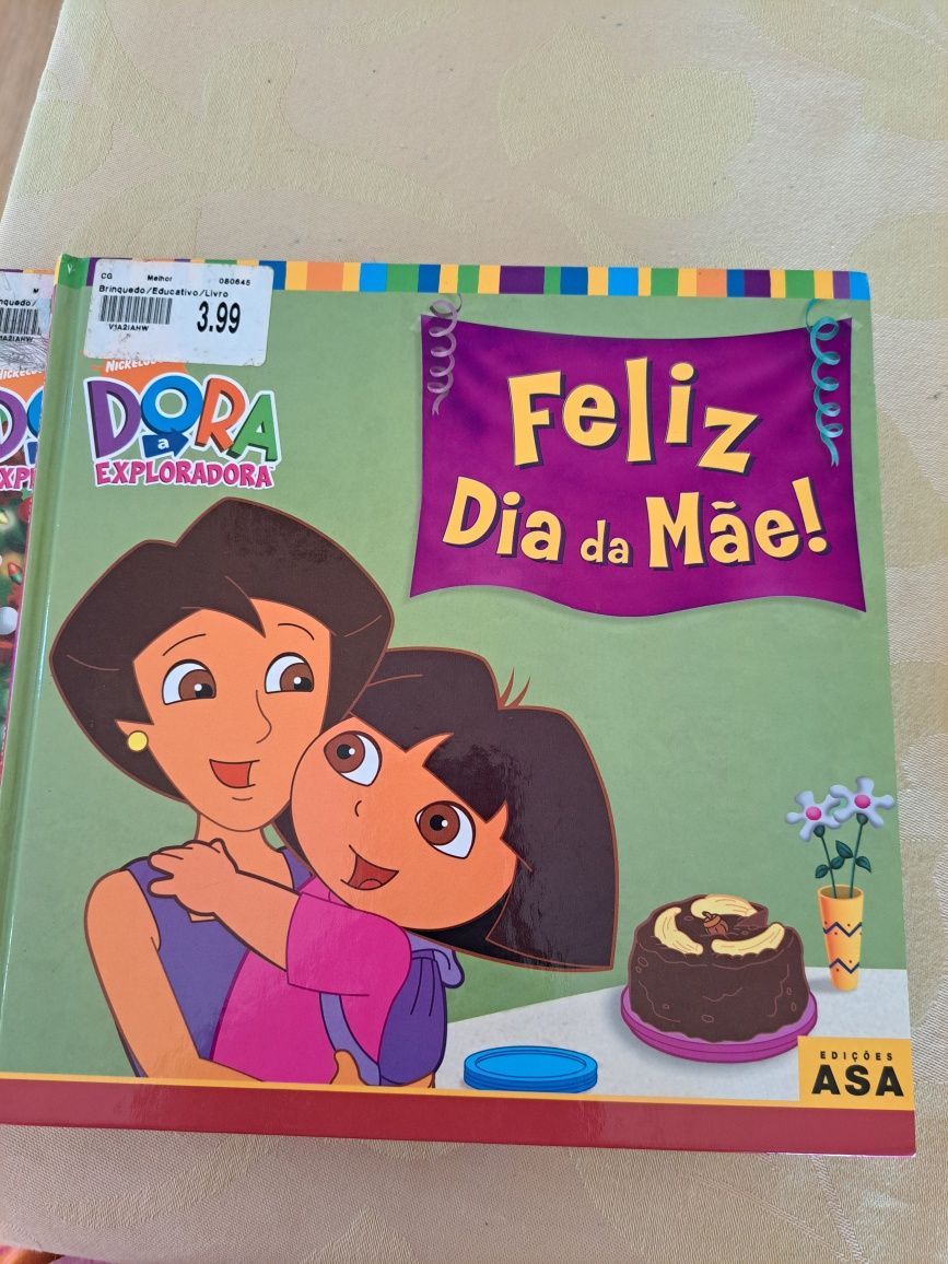7 Livros de criança "Dora Exploradora'
