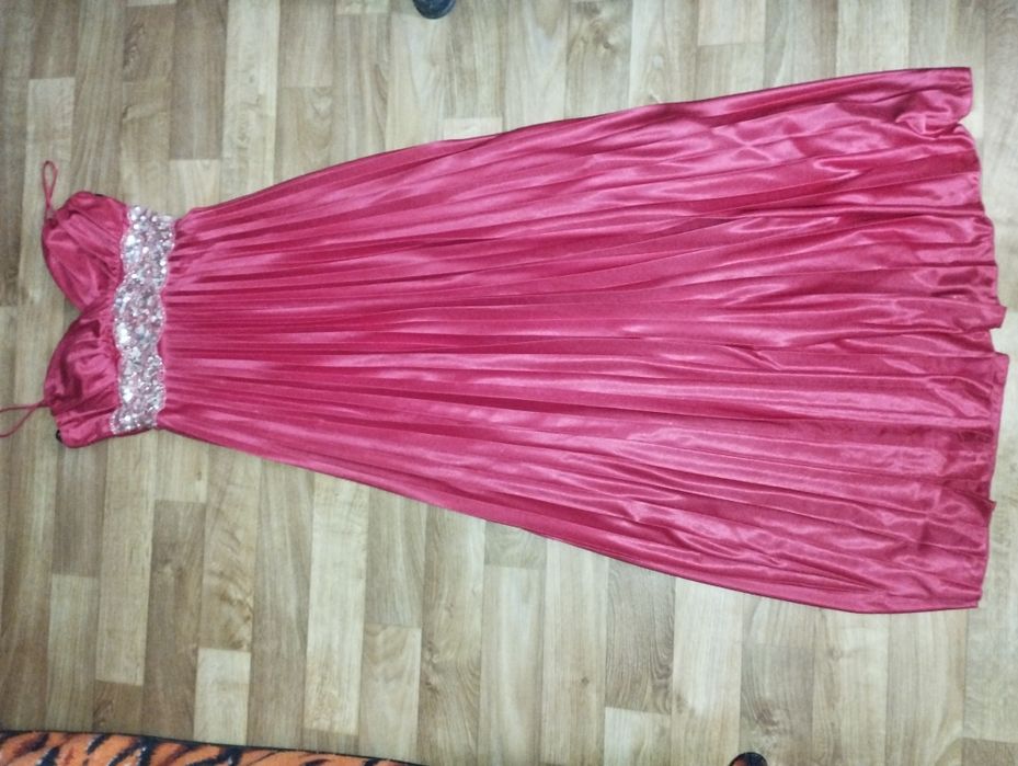 Платье макси  плиссе с -м