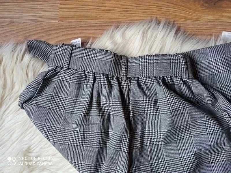 Spodnie z wysokim stanem , w kratę,paper bag BERSHKA
